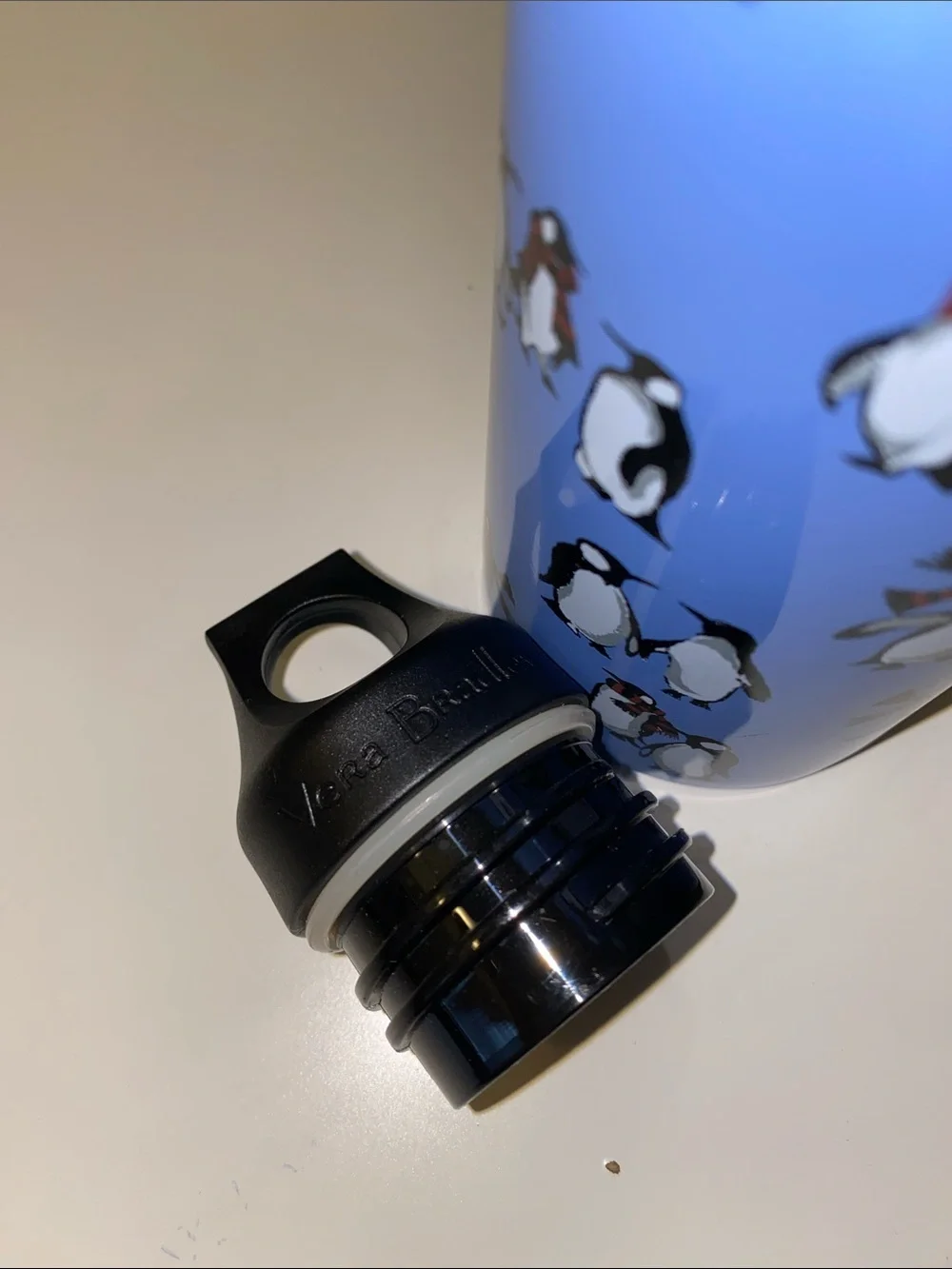 VERA BRADLEY Blue 25 oz Stainless Steel Playful Penguins Water Bottle With Lid
